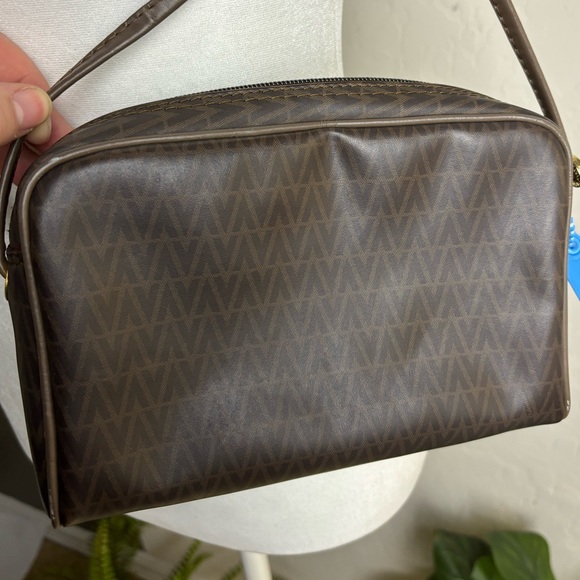 Mario Valentino Crossbody Purse gorgeous condition - Picture 3 of 5